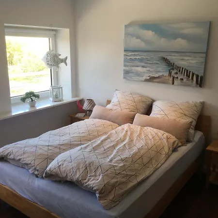 Helle 2-zimmer-wohnung Bis 4 Pers. Tinnum * Sylt